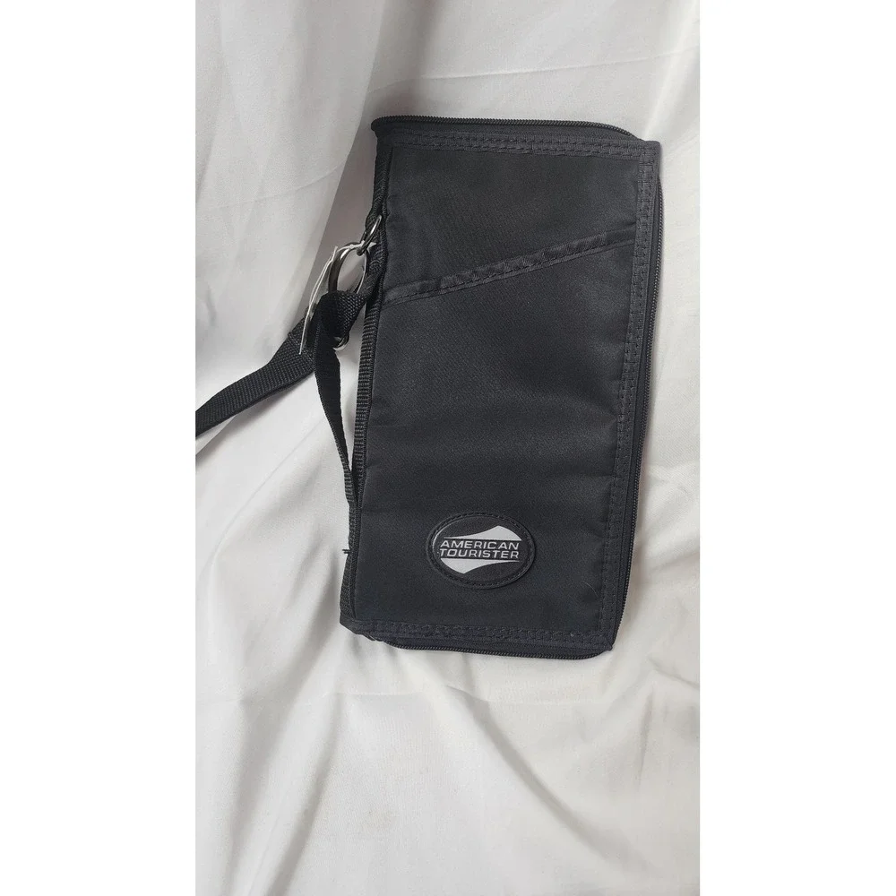 American Tourister Travel Wallet Passport Holder Organizer Black Nylon NWT